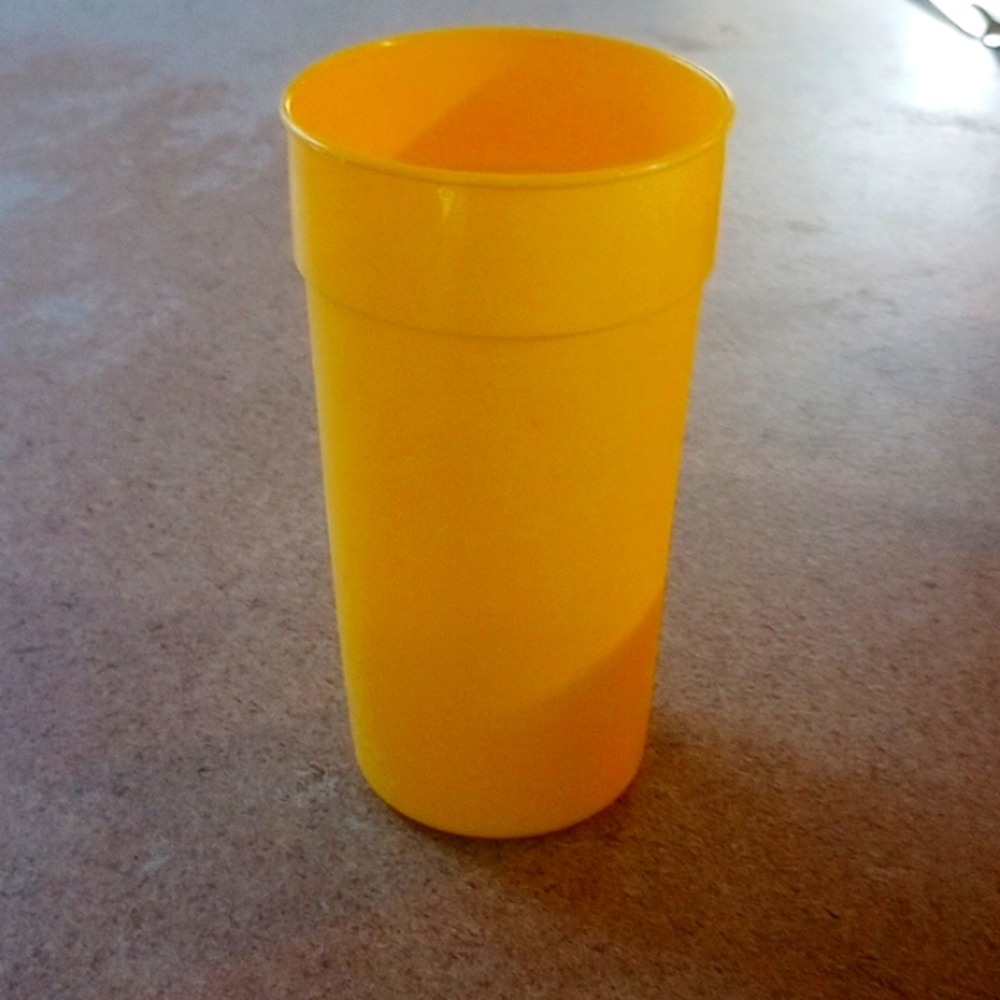 Yellow in blue cup its more new just don't want them